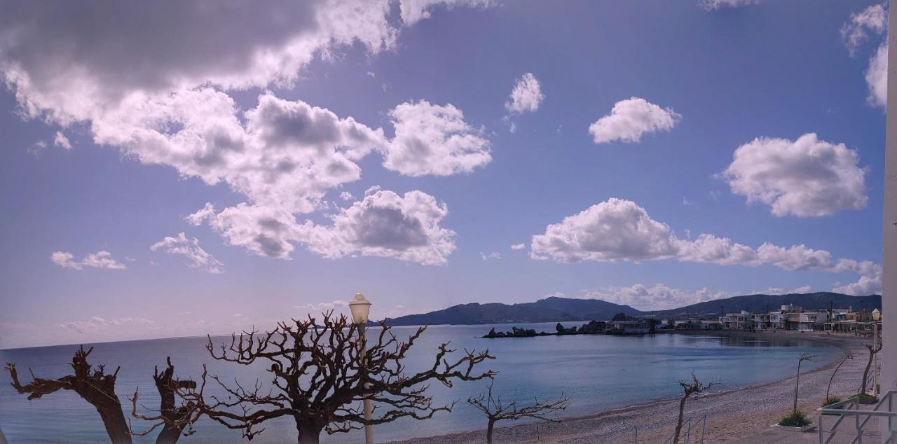Skizenas Waterfront Apartment *