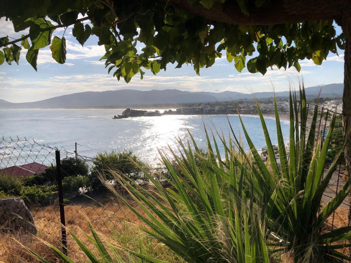 Skizenas Waterfront Apartment *