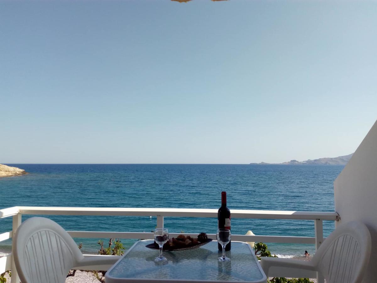 Apartment Skizenas Waterfront Charaki